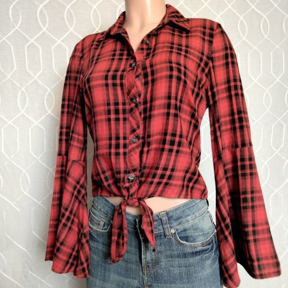 Altar’d State Red & Black Checks large Bell Sleeves Button up Tie Front Shirt M - Picture 9 of 9